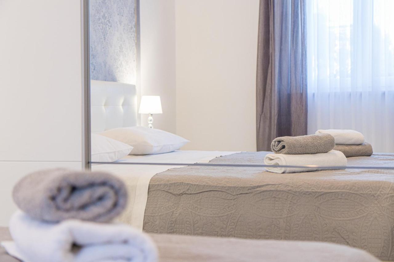 Three Waves Apartment New بولا المظهر الخارجي الصورة